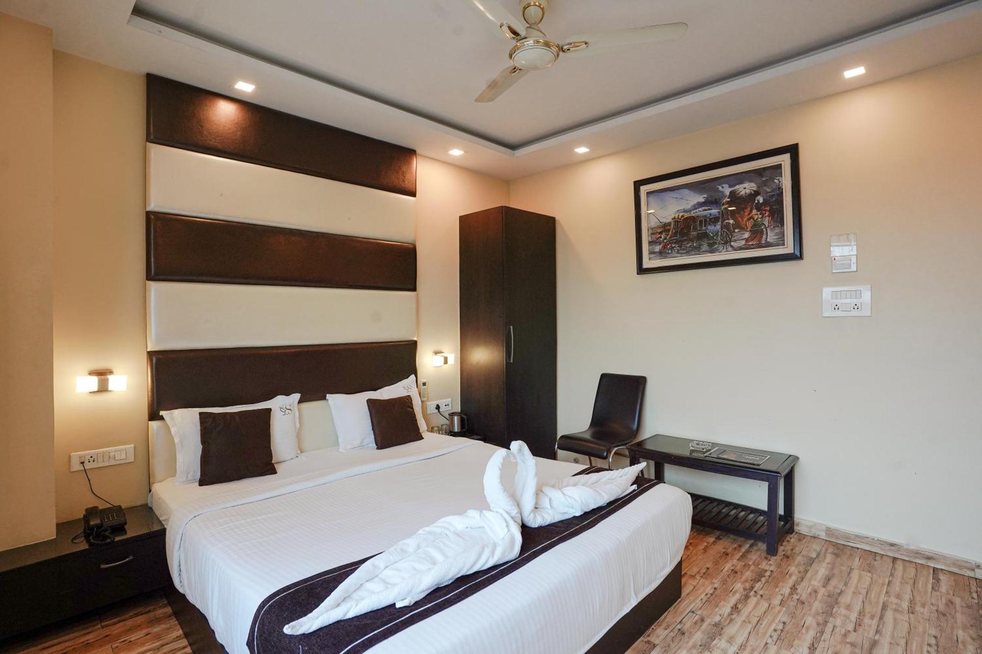 Hotel Sheldon International Near Science City Kalküta Dış mekan fotoğraf