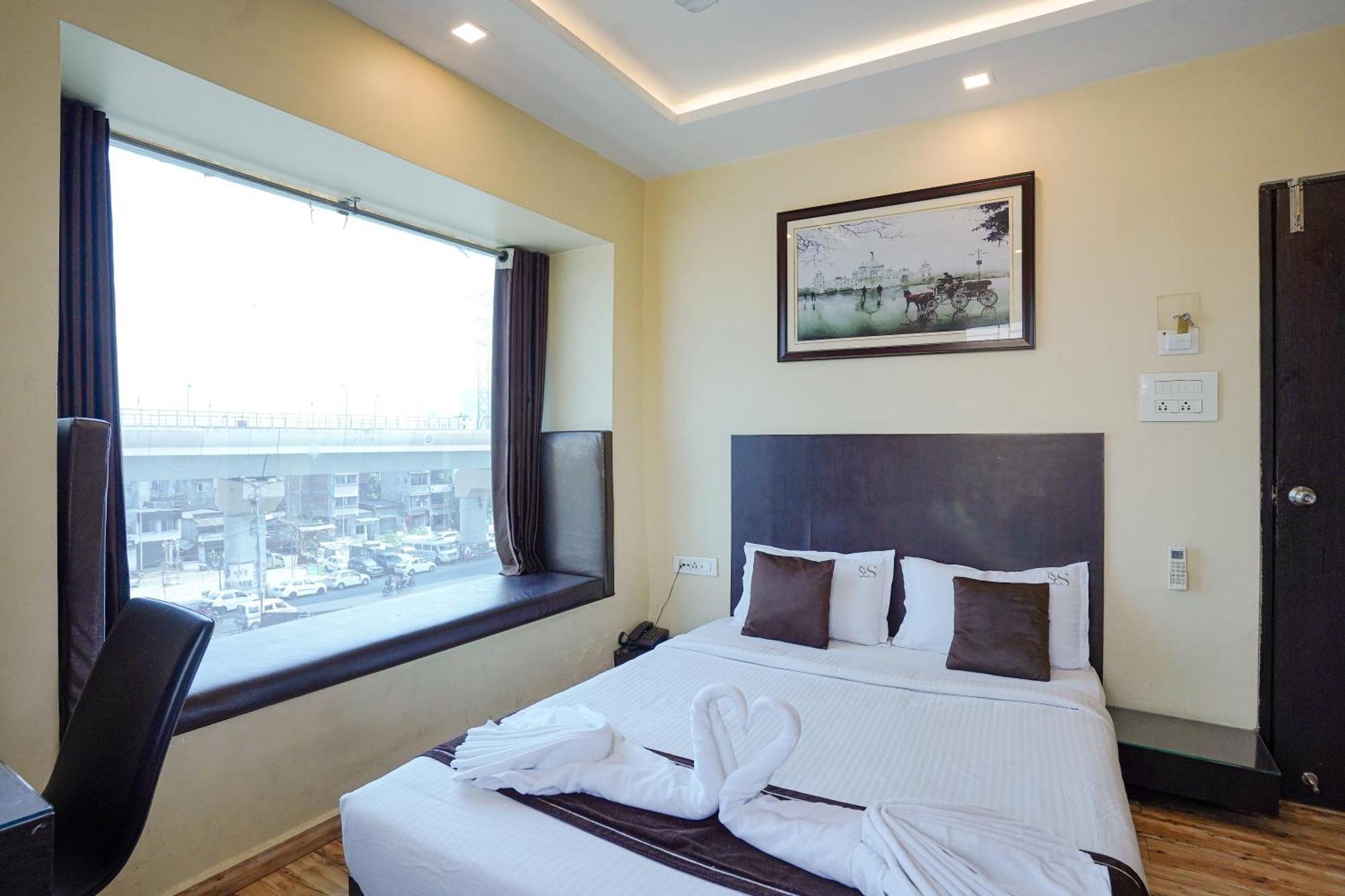 Hotel Sheldon International Near Science City Kalküta Dış mekan fotoğraf
