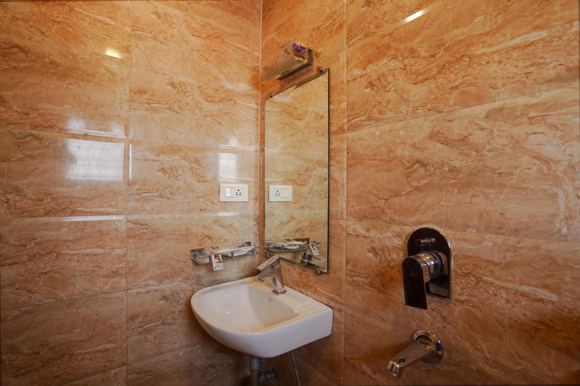 Hotel Sheldon International Near Science City Kalküta Dış mekan fotoğraf