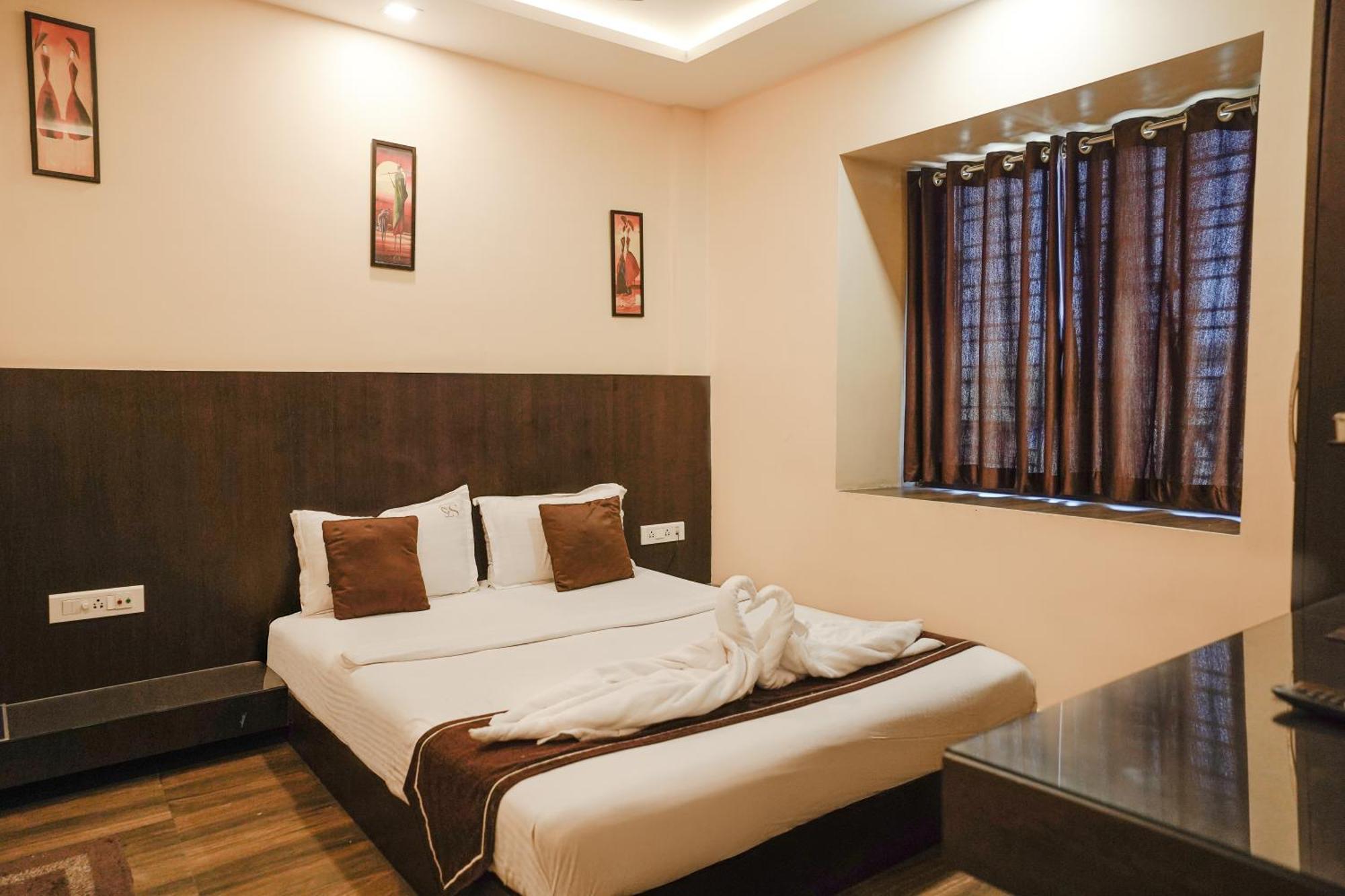 Hotel Sheldon International Near Science City Kalküta Dış mekan fotoğraf